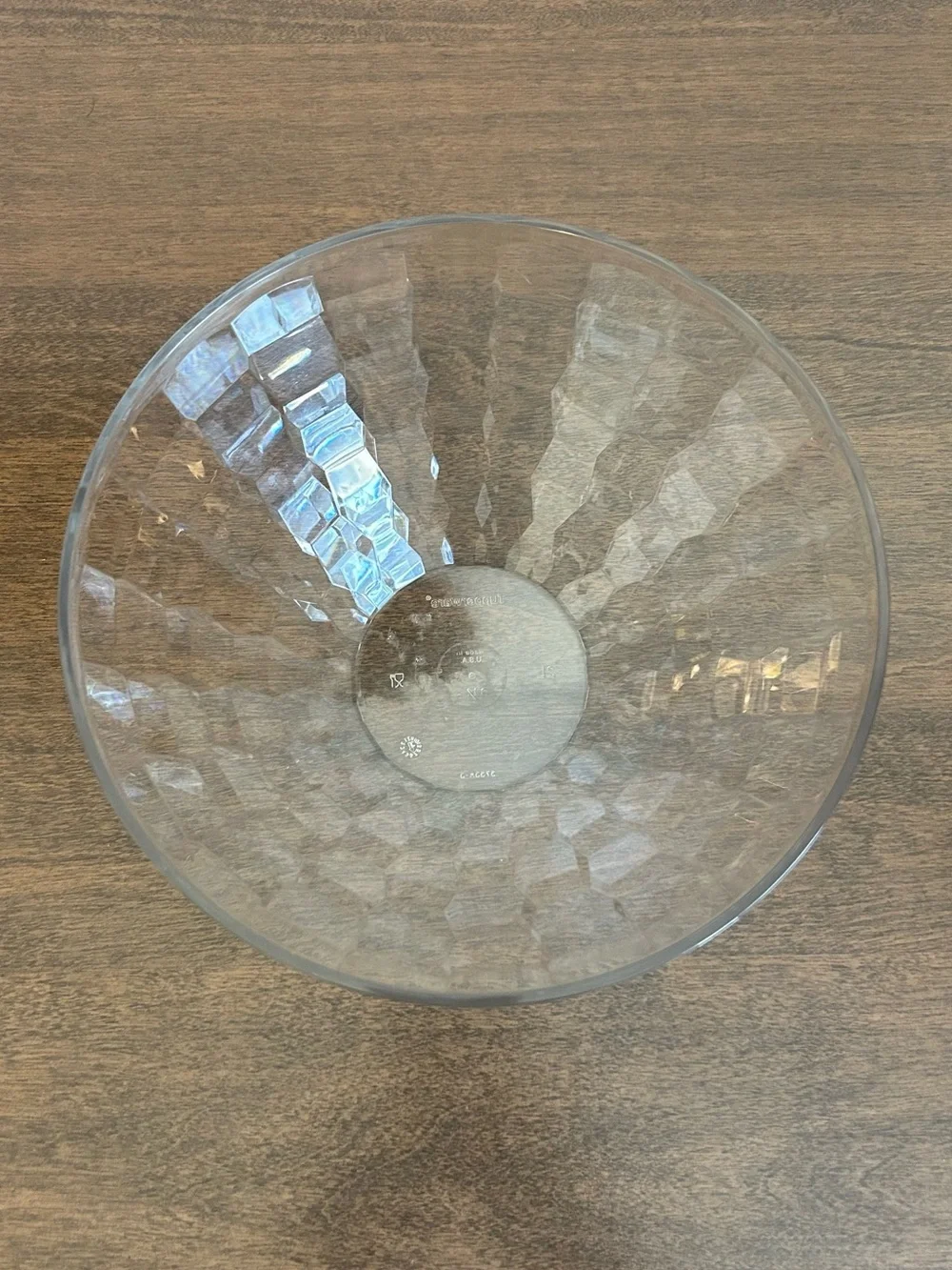 TUPPERWARE ICE PRISM CLEAR ACRYLIC 8 1/4 CUP BOWL WITH SEAL